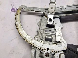 bontott OPEL CORSA C Bal első Ablakemelő Szerkezet (Elektromos)