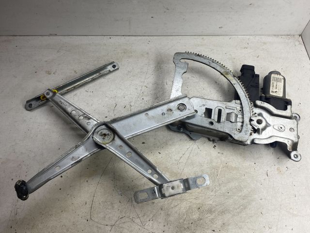 bontott OPEL CORSA C Bal első Ablakemelő Szerkezet (Elektromos)