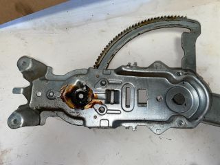 bontott OPEL CORSA C Bal első Ablakemelő Szerkezet (Elektromos)