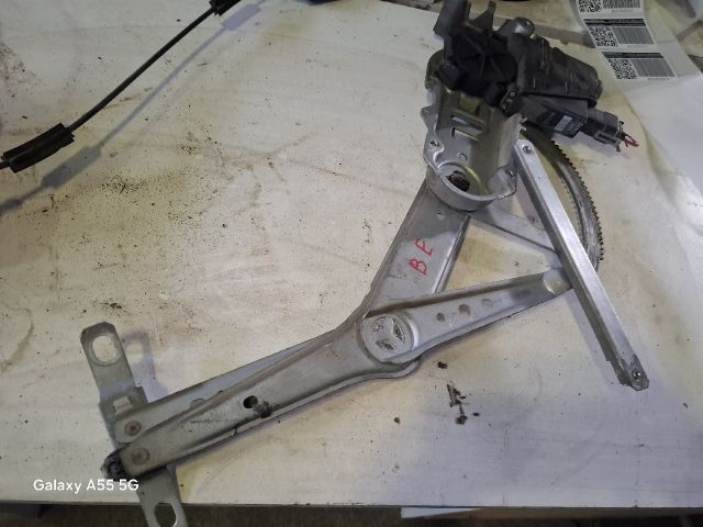 bontott OPEL CORSA C Bal első Ablakemelő Szerkezet (Elektromos)