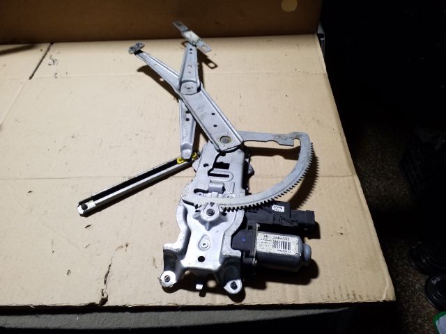 bontott OPEL CORSA C Bal első Ablakemelő Szerkezet (Elektromos)