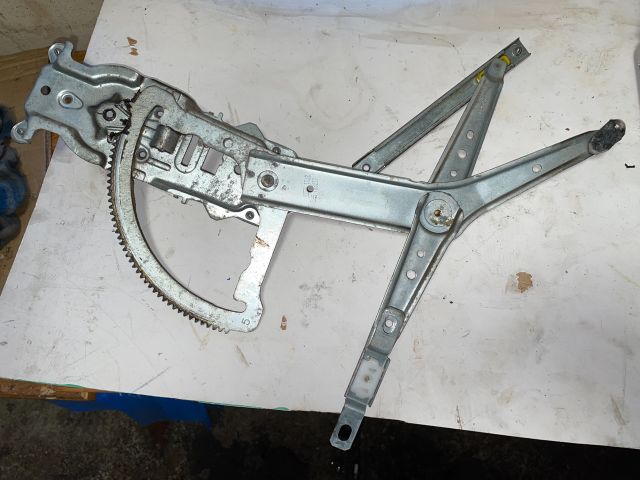 bontott OPEL CORSA C Bal első Ablakemelő Szerkezet (Elektromos)