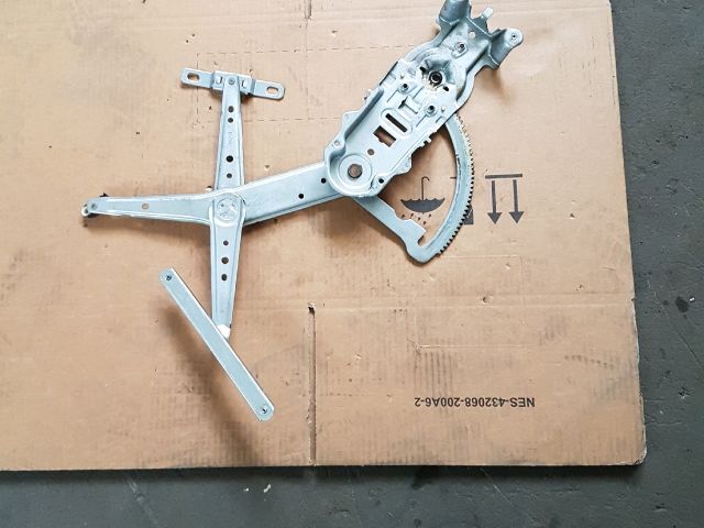 bontott OPEL CORSA C Bal első Ablakemelő Szerkezet (Elektromos)