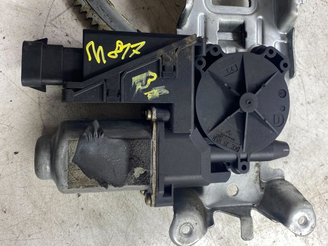 bontott OPEL CORSA C Bal első Ablakemelő Szerkezet (Elektromos)