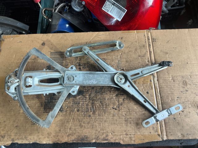 bontott OPEL CORSA C Bal első Ablakemelő Szerkezet (Mechanikus)