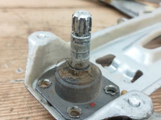 bontott OPEL CORSA C Bal első Ablakemelő Szerkezet (Mechanikus)