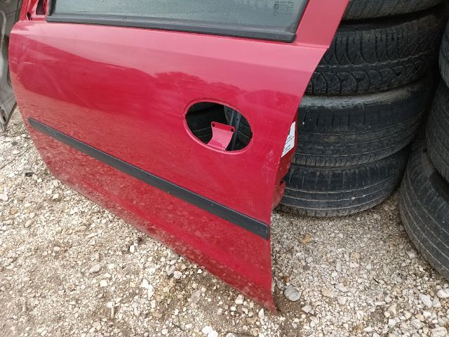 bontott OPEL CORSA C Bal első Ajtó (Részeivel)