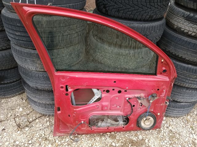 bontott OPEL CORSA C Bal első Ajtó (Részeivel)
