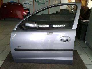 bontott OPEL CORSA C Bal első Ajtó (Részeivel)