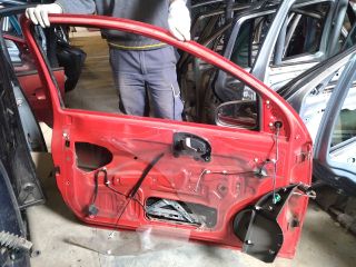 bontott OPEL CORSA C Bal első Ajtó (Üres lemez)