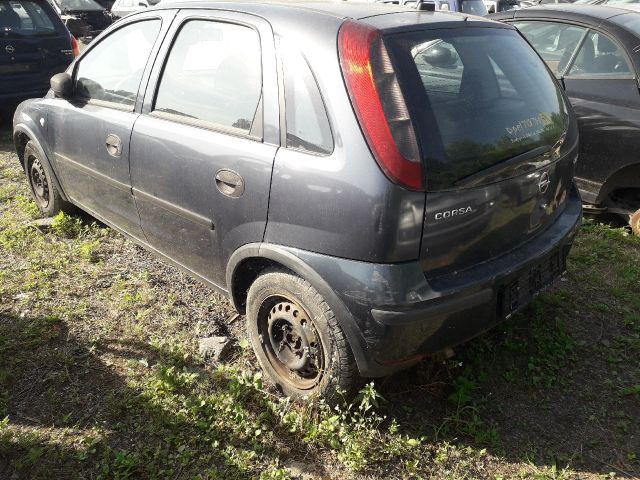 bontott OPEL CORSA C Bal első Ajtó (Üres lemez)