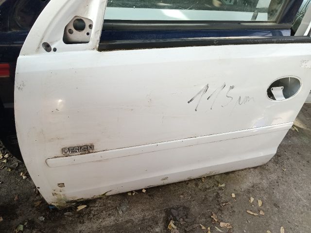 bontott OPEL CORSA C Bal első Ajtó (Üres lemez)