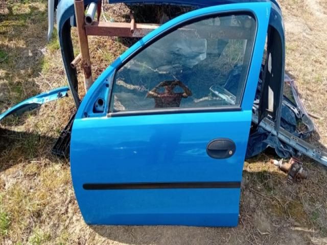 bontott OPEL CORSA C Bal első Ajtó (Üres lemez)