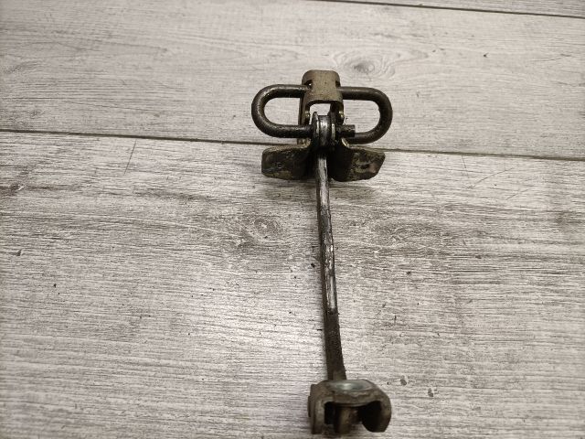 bontott OPEL CORSA C Bal első Ajtóhatároló