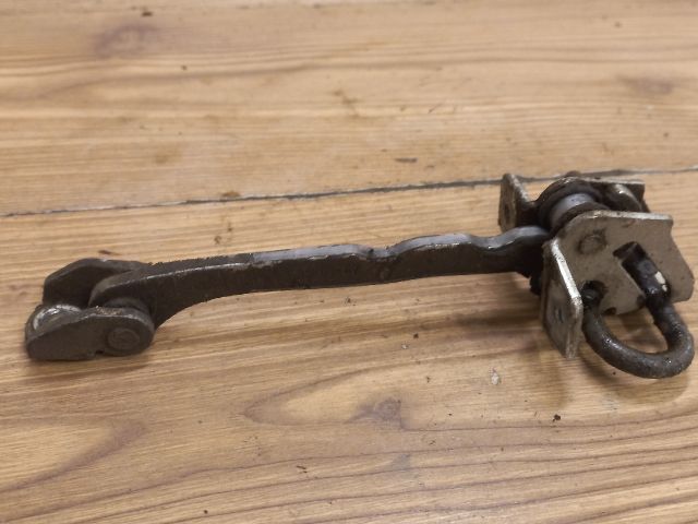 bontott OPEL CORSA C Bal első Ajtóhatároló