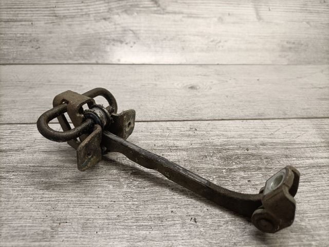 bontott OPEL CORSA C Bal első Ajtóhatároló