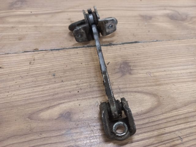 bontott OPEL CORSA C Bal első Ajtóhatároló