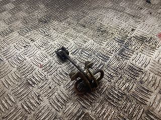 bontott OPEL CORSA C Bal első Ajtóhatároló