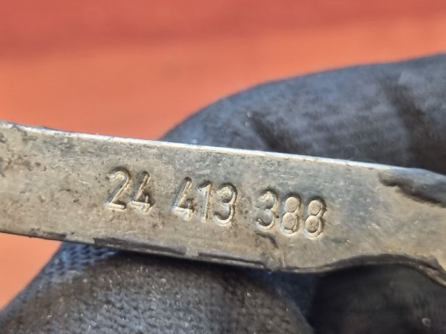 bontott OPEL CORSA C Bal első Ajtóhatároló