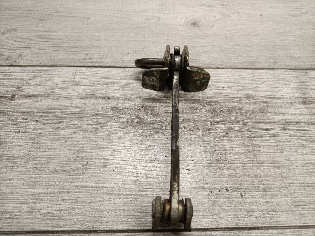 bontott OPEL CORSA C Bal első Ajtóhatároló