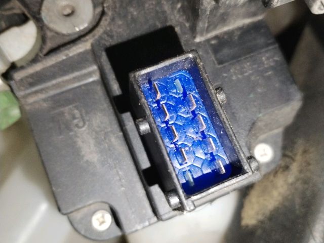 bontott OPEL CORSA C Bal első Ajtózár