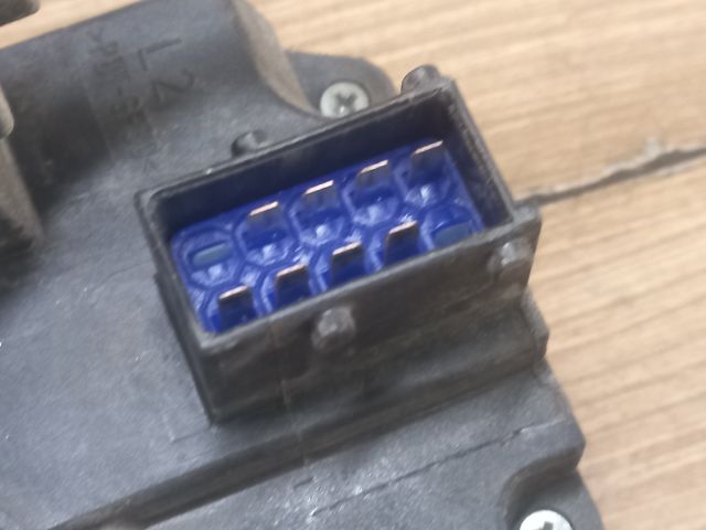 bontott OPEL CORSA C Bal első Ajtózár