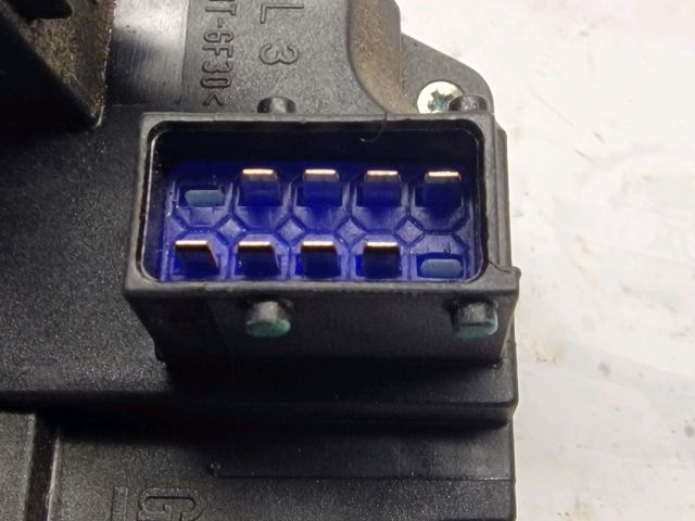 bontott OPEL CORSA C Bal első Ajtózár