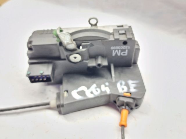 bontott OPEL CORSA C Bal első Ajtózár