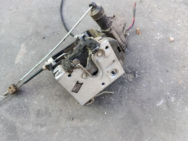 bontott OPEL CORSA C Bal első Ajtózár