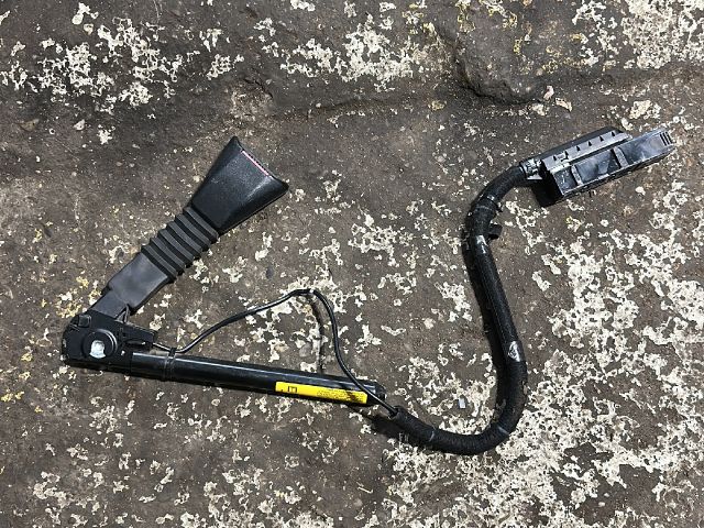 bontott OPEL CORSA C Bal első Biztonsági Öv Csat