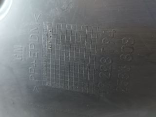 bontott OPEL CORSA C Bal első Dobbetét (Kerékjárati, Műanyag)