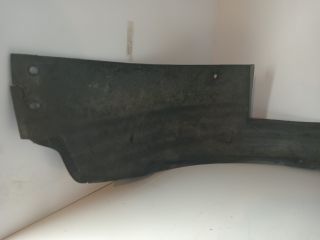 bontott OPEL CORSA C Bal első Dobbetét (Kerékjárati, Műanyag)