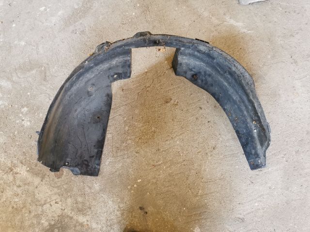 bontott OPEL CORSA C Bal első Dobbetét (Kerékjárati, Műanyag)