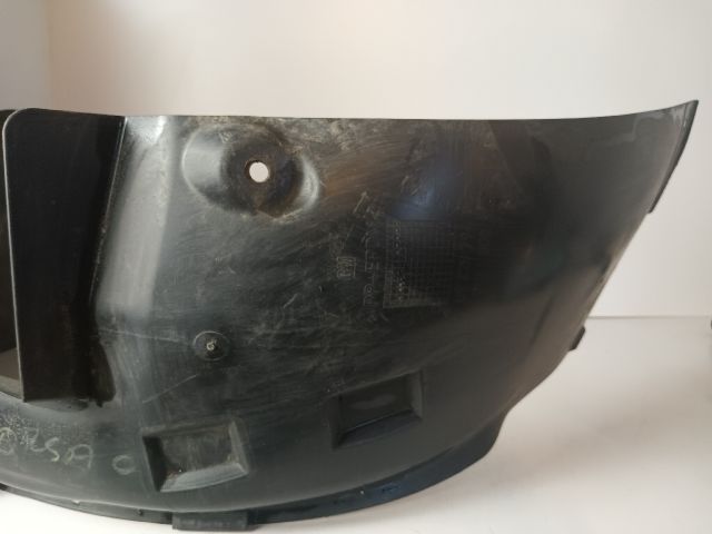 bontott OPEL CORSA C Bal első Első Dobbetét (Kerékjárati, Műanyag)