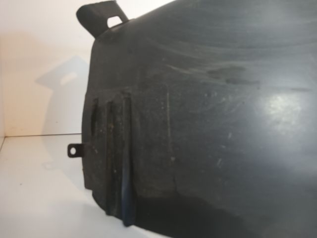 bontott OPEL CORSA C Bal első Első Dobbetét (Kerékjárati, Műanyag)