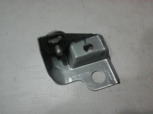 bontott OPEL CORSA C Bal első Lökhárító Tartó (Műanyag)