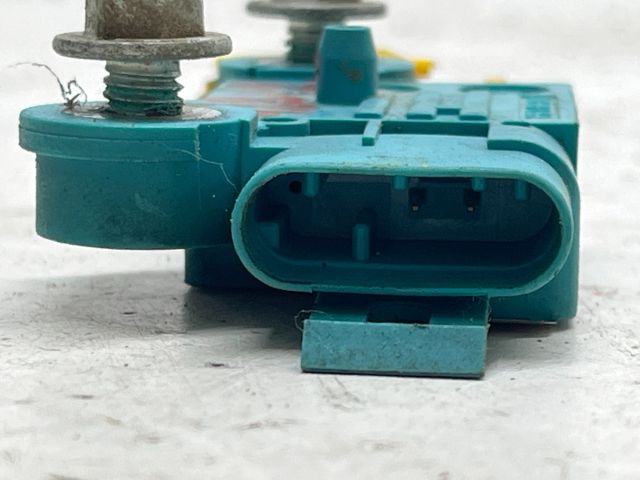 bontott OPEL CORSA C Bal első Oldal Ütközés Érzékelő