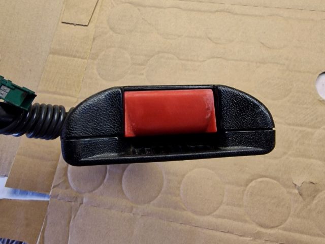 bontott OPEL CORSA C Bal első Övfeszítő