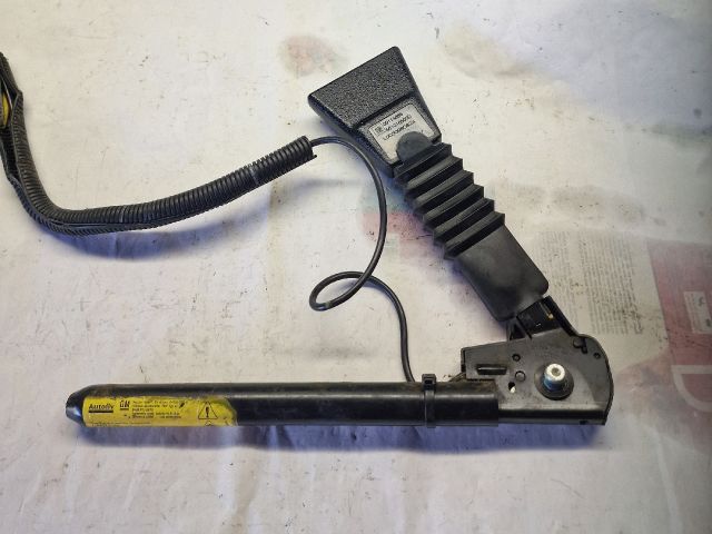 bontott OPEL CORSA C Bal első Övfeszítő