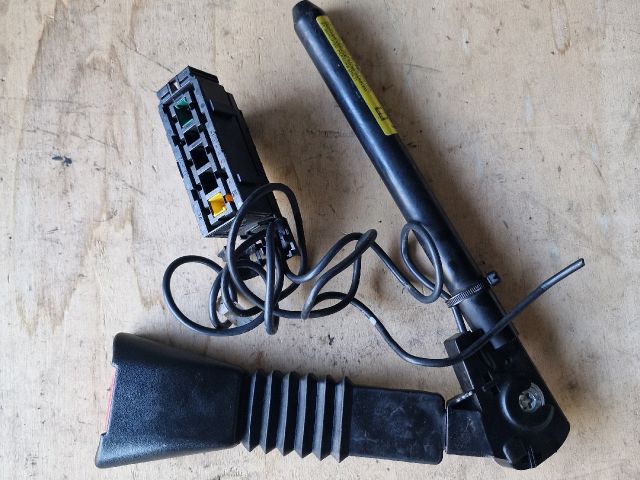 bontott OPEL CORSA C Bal első Övfeszítő