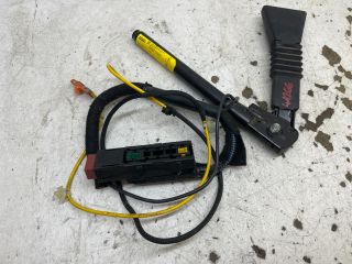 bontott OPEL CORSA C Bal első Övfeszítő