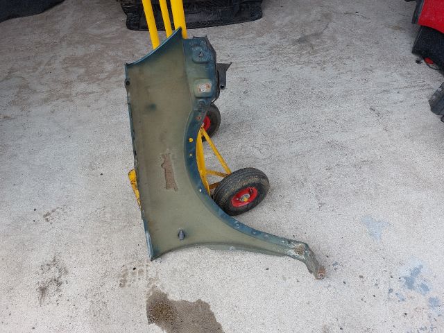 bontott OPEL CORSA C Bal első Sárvédő