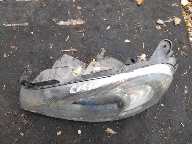 bontott OPEL CORSA C Bal Fényszóró