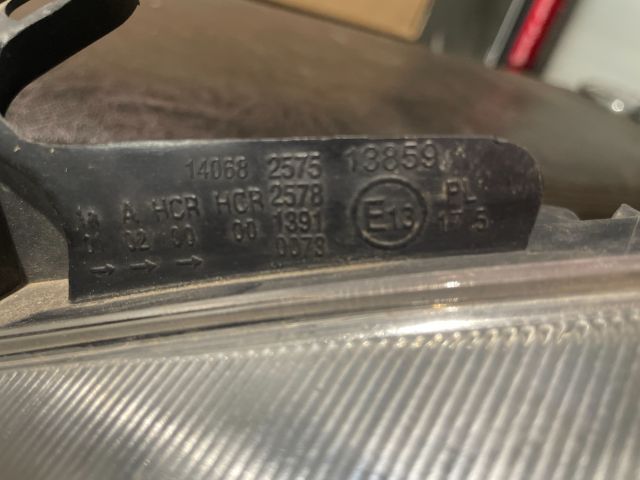 bontott OPEL CORSA C Bal Fényszóró