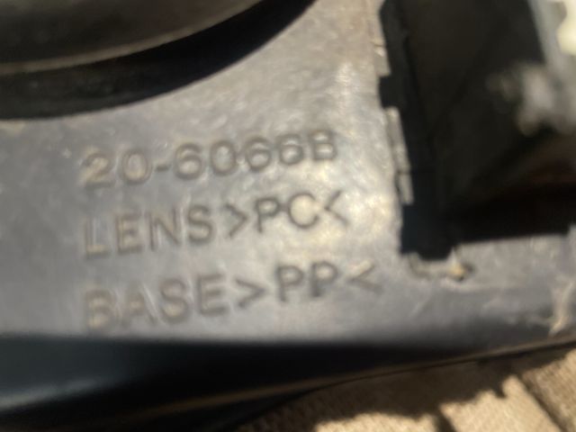 bontott OPEL CORSA C Bal Fényszóró