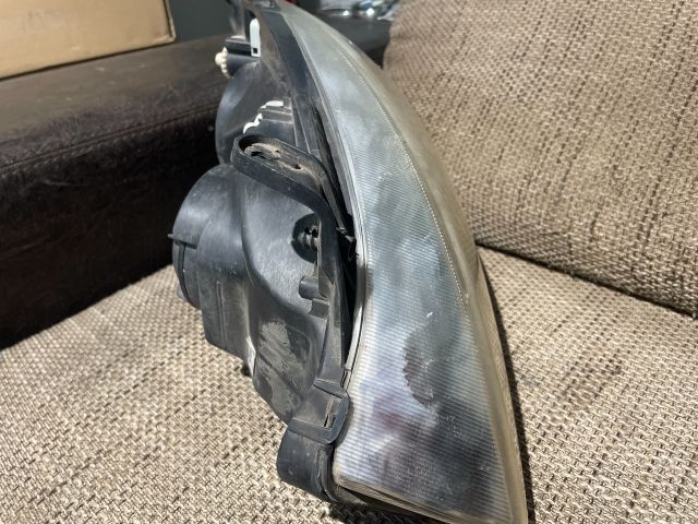 bontott OPEL CORSA C Bal Fényszóró