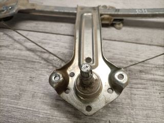 bontott OPEL CORSA C Bal hátsó Ablakemelő Szerkezet (Mechanikus)