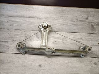 bontott OPEL CORSA C Bal hátsó Ablakemelő Szerkezet (Mechanikus)