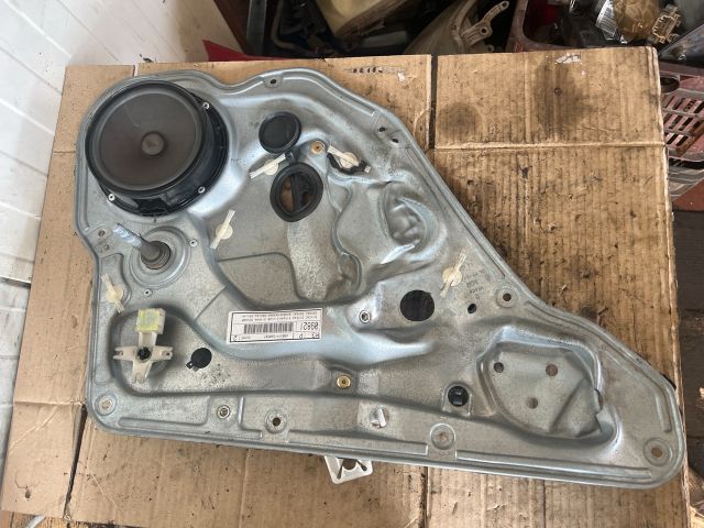 bontott OPEL CORSA C Bal hátsó Ablakemelő Szerkezet (Mechanikus)