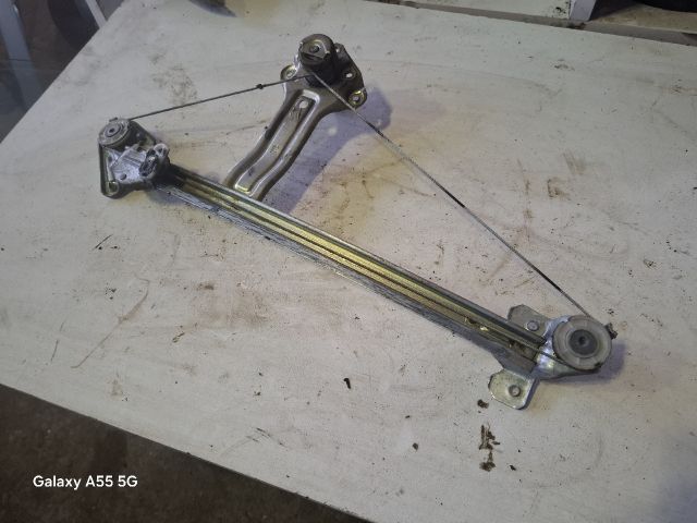 bontott OPEL CORSA C Bal hátsó Ablakemelő Szerkezet (Mechanikus)